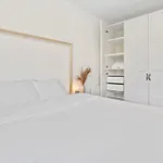 דירה Elegant 1br Apt, Balcony, Pool, Central Location *