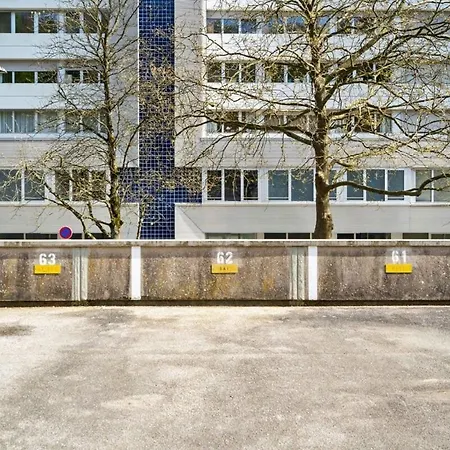 Elegant 1br Apt, Balcony, Pool, Central Location Apartman Luxemburg